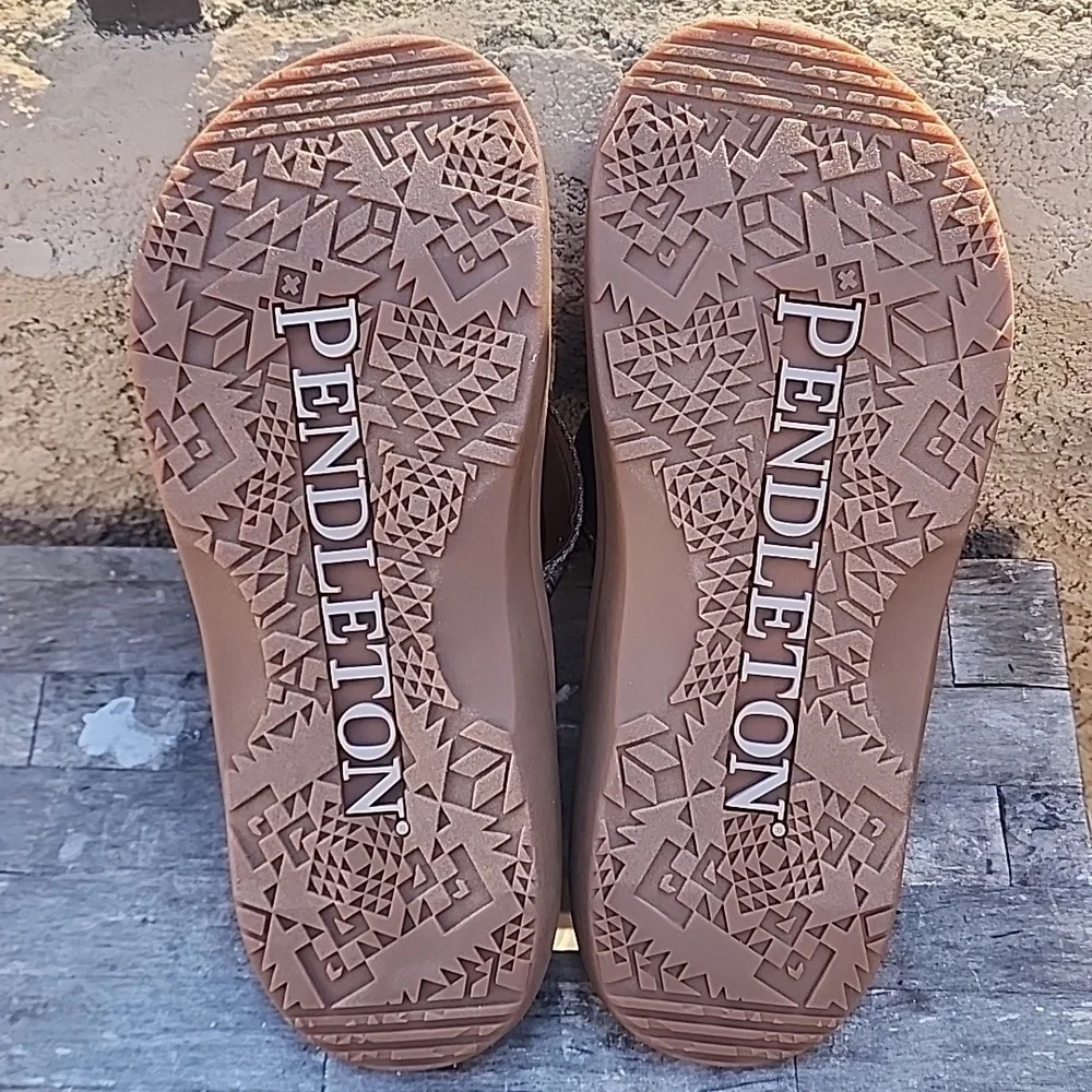 Pendleton Harding Sandals Brown Size 10 - Picture 2 of 5